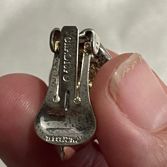 Christian Dior - Stunning Black and Crystal Clip On Earrings - Picture 4 of 9